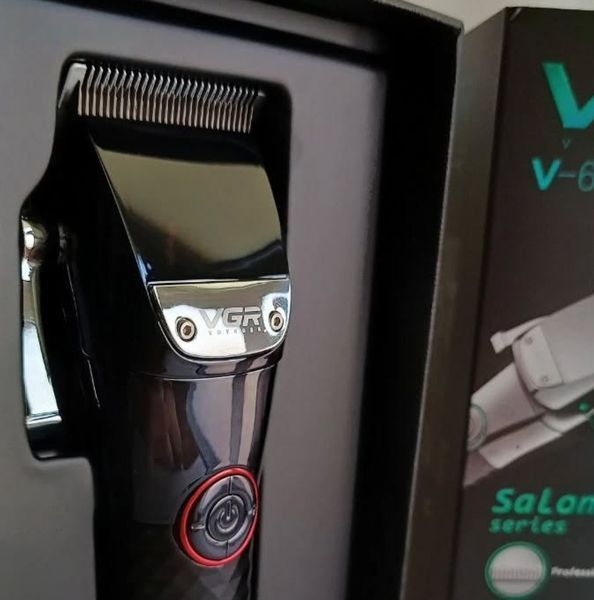 Професійна бездротова машинка для стриження VGR V-682 тример для волосся, бороди та вусів на підставці 2446847762 фото