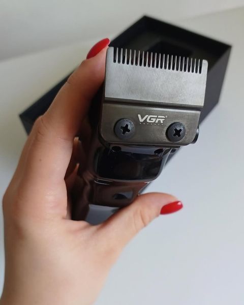 Машинка для стрижки акумуляторна VGR V-653 Чорна 2450326351 фото